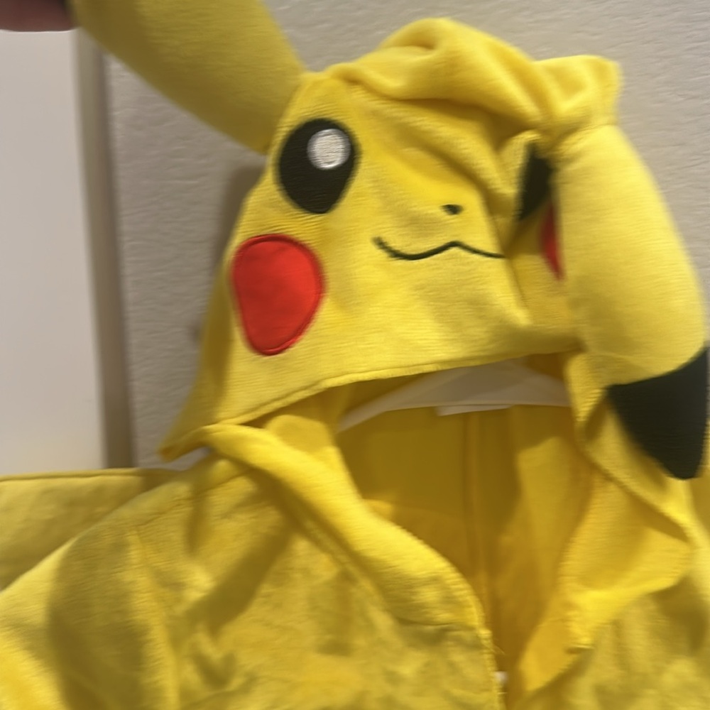 EUC Yellow Pokemon Pikachu Halloween Dress Up Costume Onesie Boys Med Size 8-10 - Picture 6 of 10